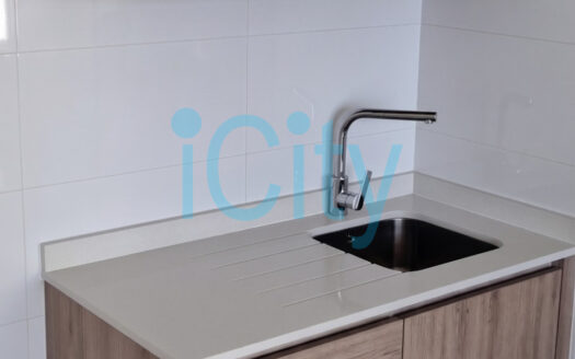 En Arriendo: Departamento Estudio Un Ambiente Distrito Cavancha