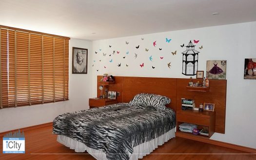 PRECIOSA CASA EN VENTA PASAJE PUKARA TURI UF 26.987