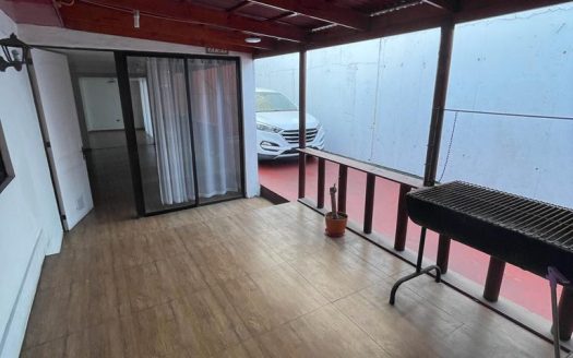 UF 7.496 CASA AVENIDA FRANCISCO BILBAO