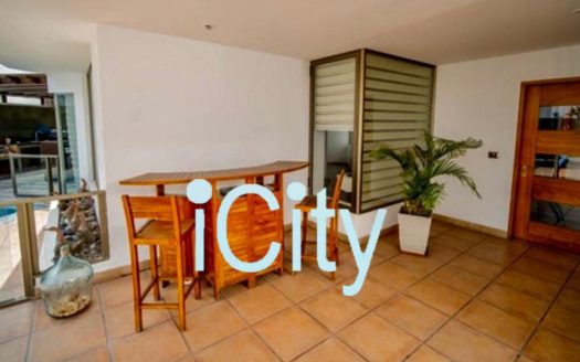 UF 28.000 ESPECTACULAR CASA EN LOTEO PARADOR EN SOL IQUIQUE