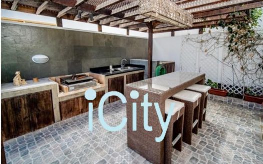 UF 28.000 ESPECTACULAR CASA EN LOTEO PARADOR EN SOL IQUIQUE