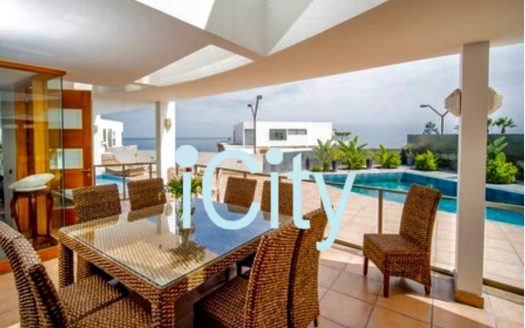 UF 28.000 ESPECTACULAR CASA EN LOTEO PARADOR EN SOL IQUIQUE