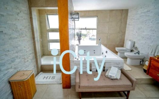 UF 28.000 ESPECTACULAR CASA EN LOTEO PARADOR EN SOL IQUIQUE