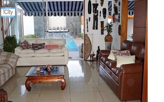 PRECIOSA CASA EN VENTA PASAJE PUKARA TURI UF 26.987