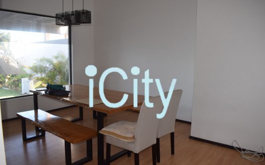 UF 18.000 ESPECTACULAR CASA EN VENTA SECTOR SUR – PRIMERAS PIEDRAS