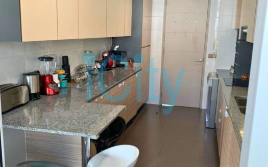 ARRIENDO Lujosos departamento en condominio Huantajaya